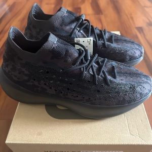 Adidas yeezy boost 380 onyx size 11